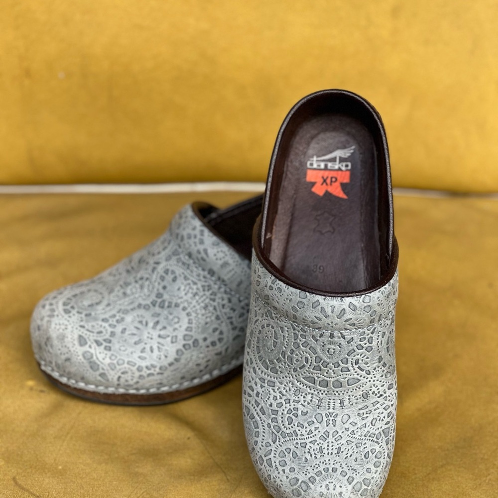 Dansko XP Pro Blue Chambray Lace Nubuk Clogs Sz 39 - Picture 2 of 4